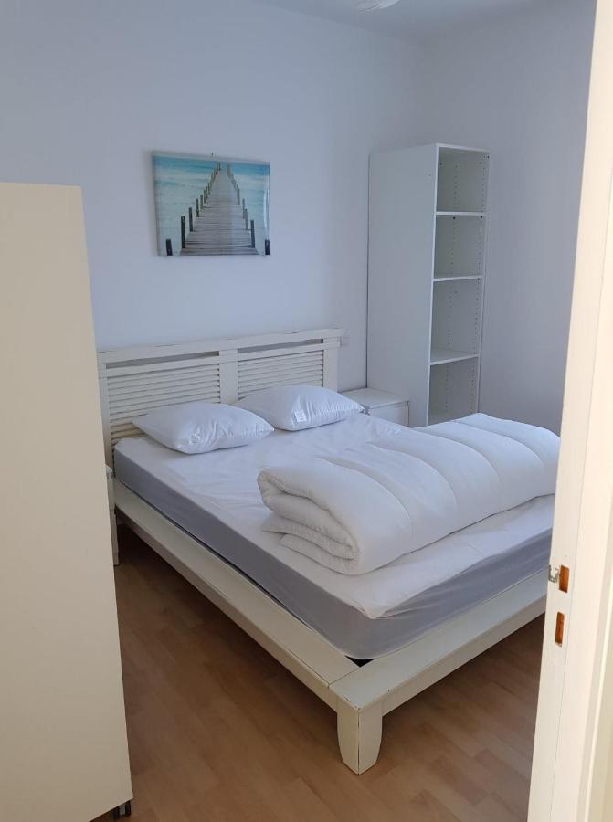 Appart Cosy Plein Centre Apartment Saint-Pol-de-Léon Exterior photo