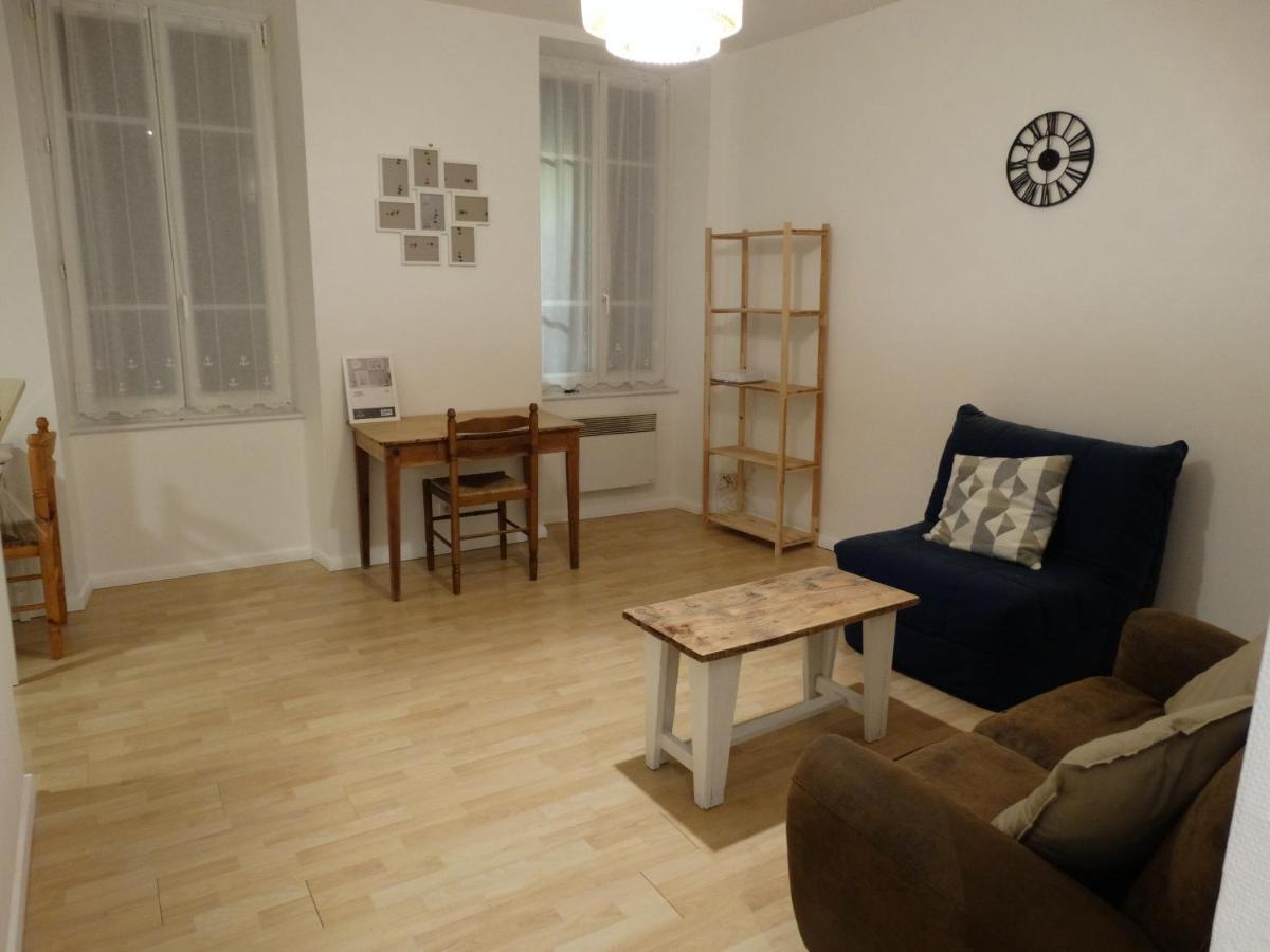 Appart Cosy Plein Centre Apartment Saint-Pol-de-Léon Exterior photo